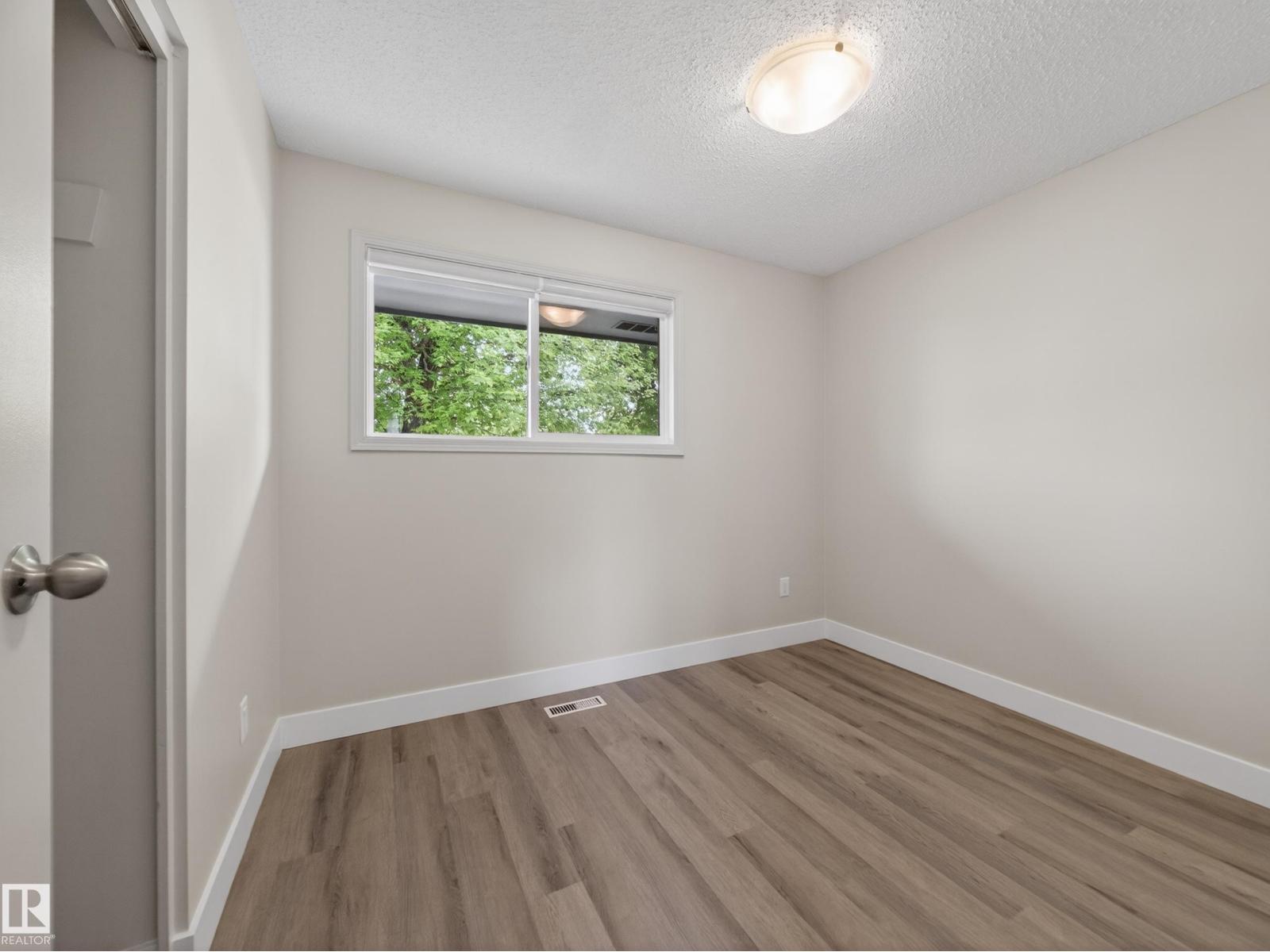 15124 88A ST NW - 22