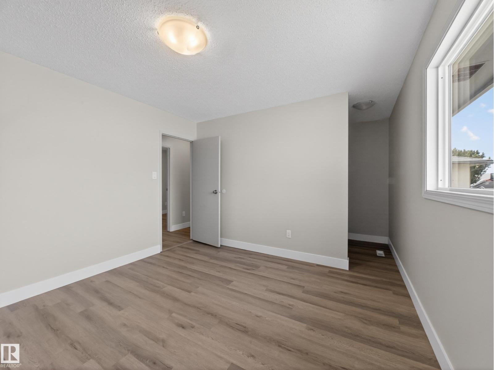 15124 88A ST NW - 27