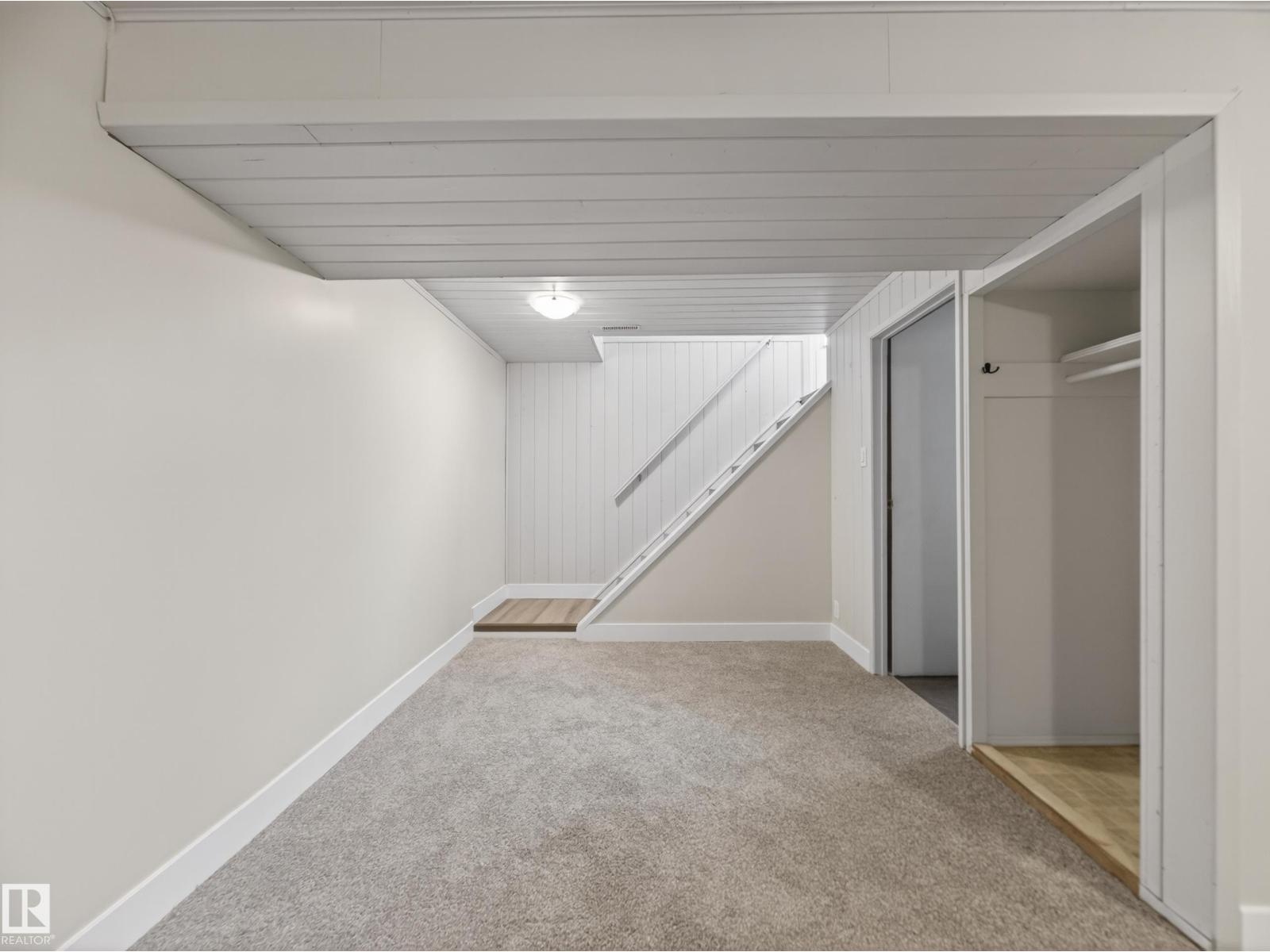 15124 88A ST NW - 32