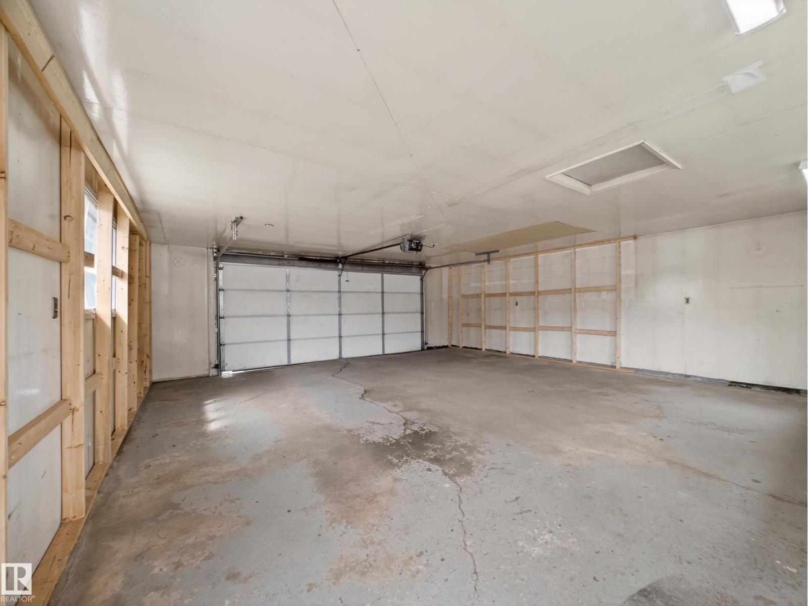 15124 88A ST NW - 42