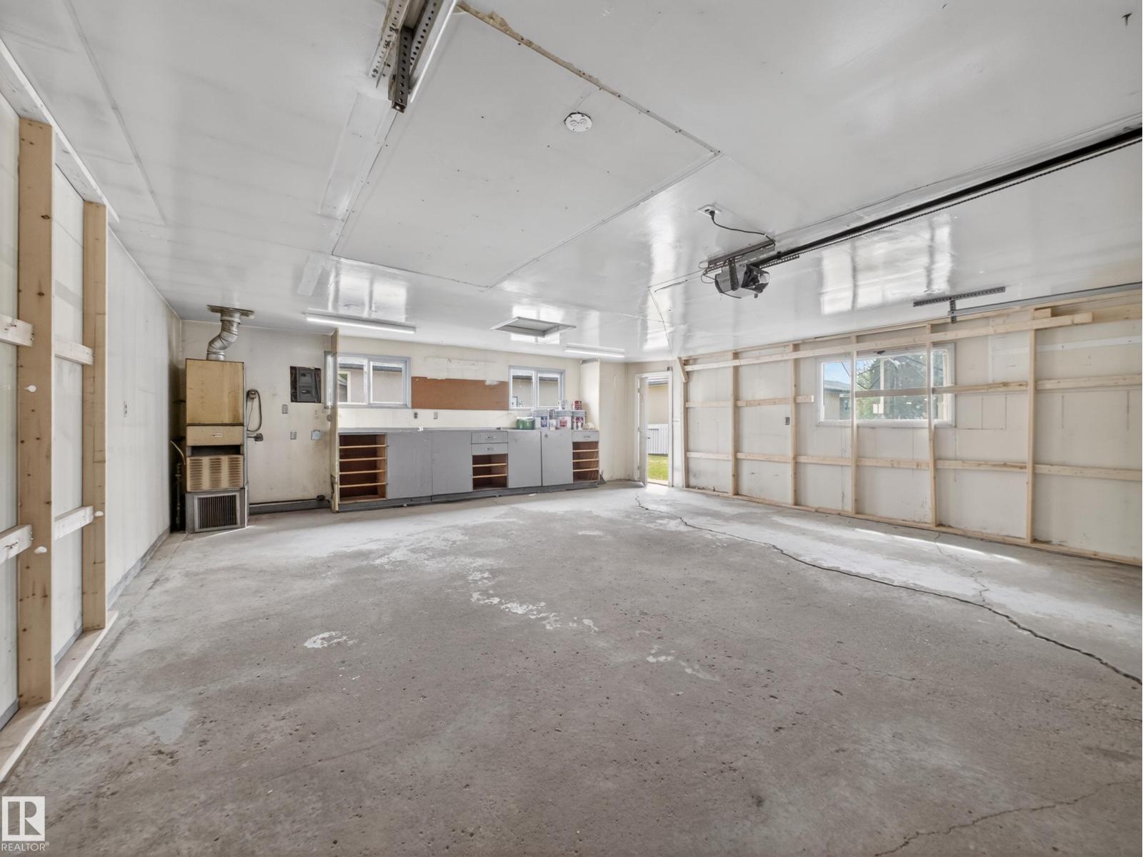 15124 88A ST NW - 43