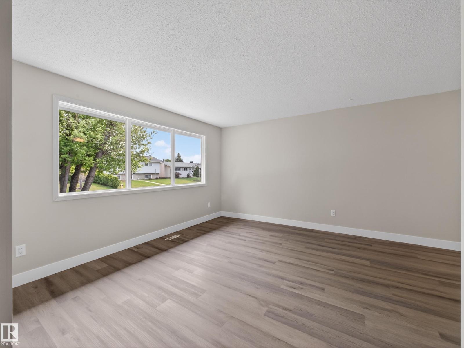 15124 88A ST NW - 9