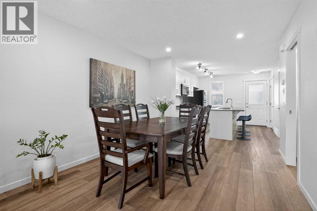 348 Cranbrook Square SE - 10