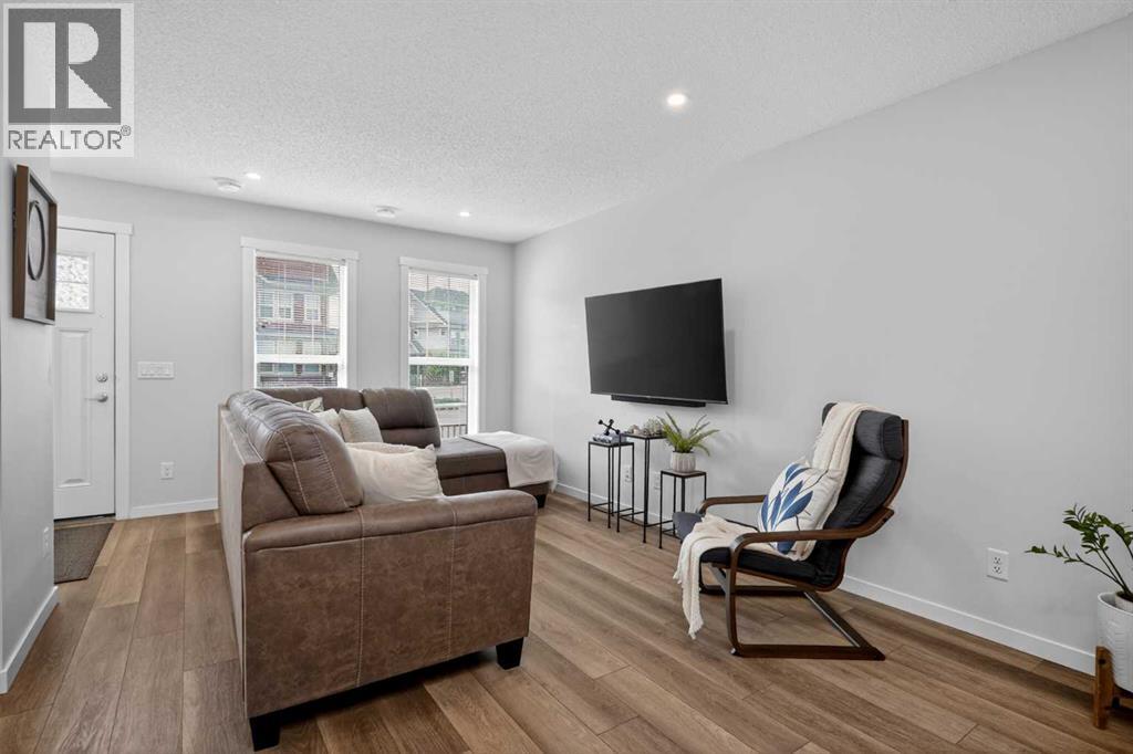 348 Cranbrook Square SE - 7