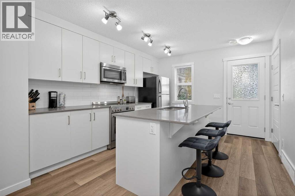 348 Cranbrook Square SE - 11