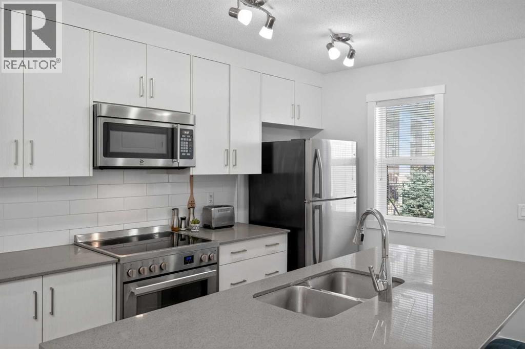 348 Cranbrook Square SE - 12