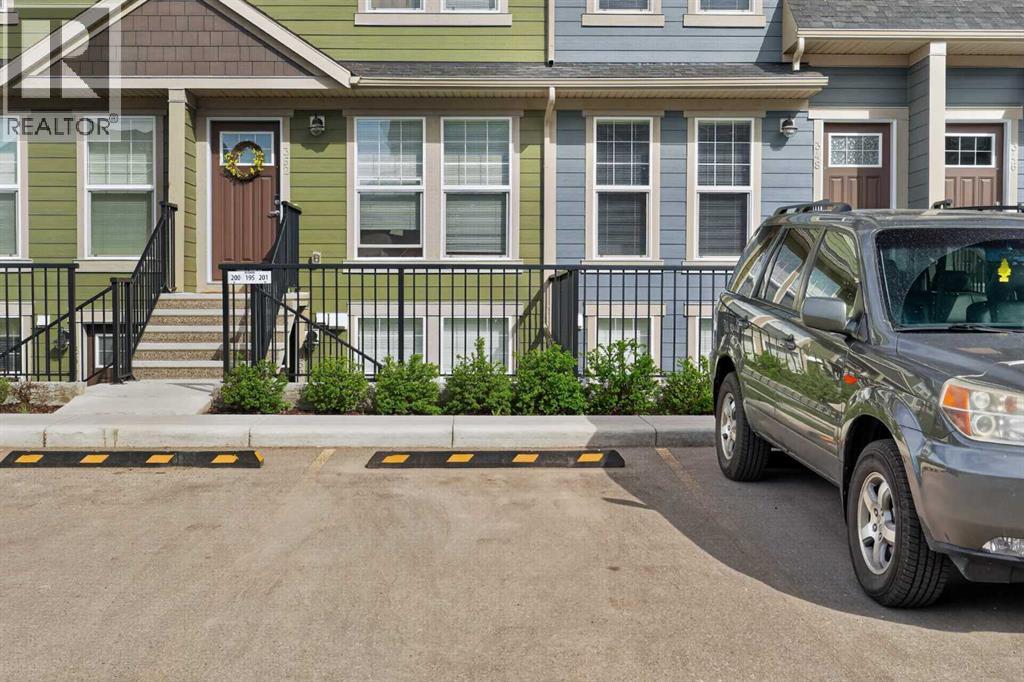 348 Cranbrook Square SE - 30
