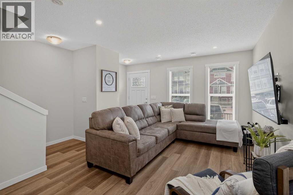 348 Cranbrook Square SE - 6