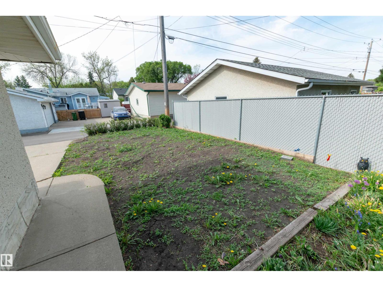 4009 114 AV NW - 7