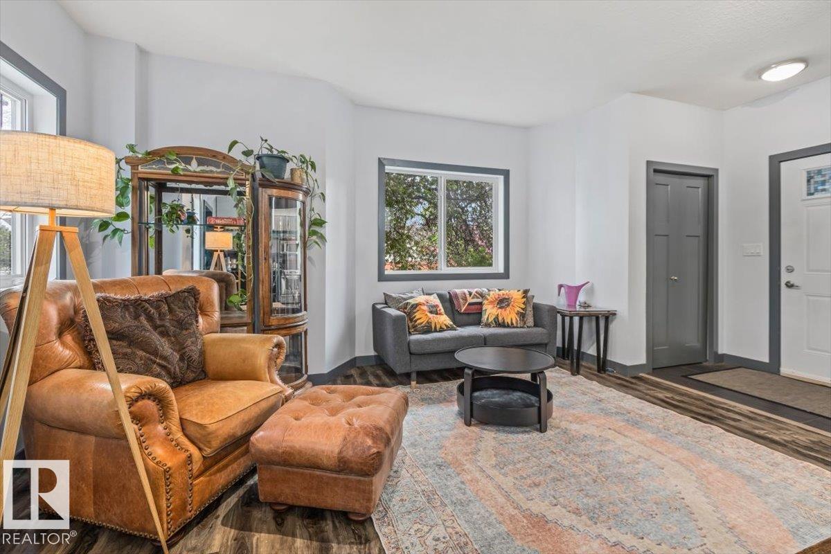 #3 7210 96 ST NW - Image 2