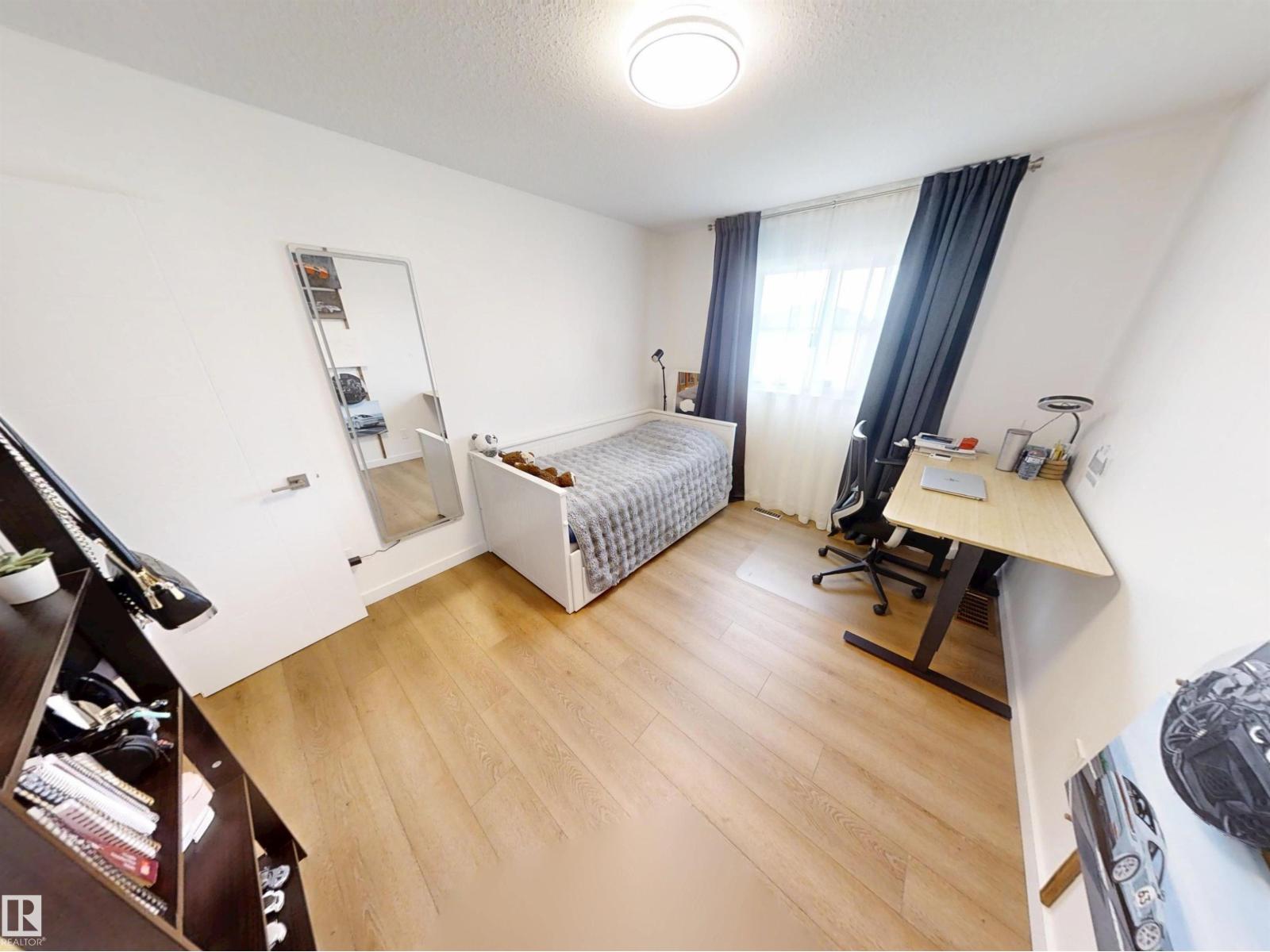 12936 161A AV NW - 26