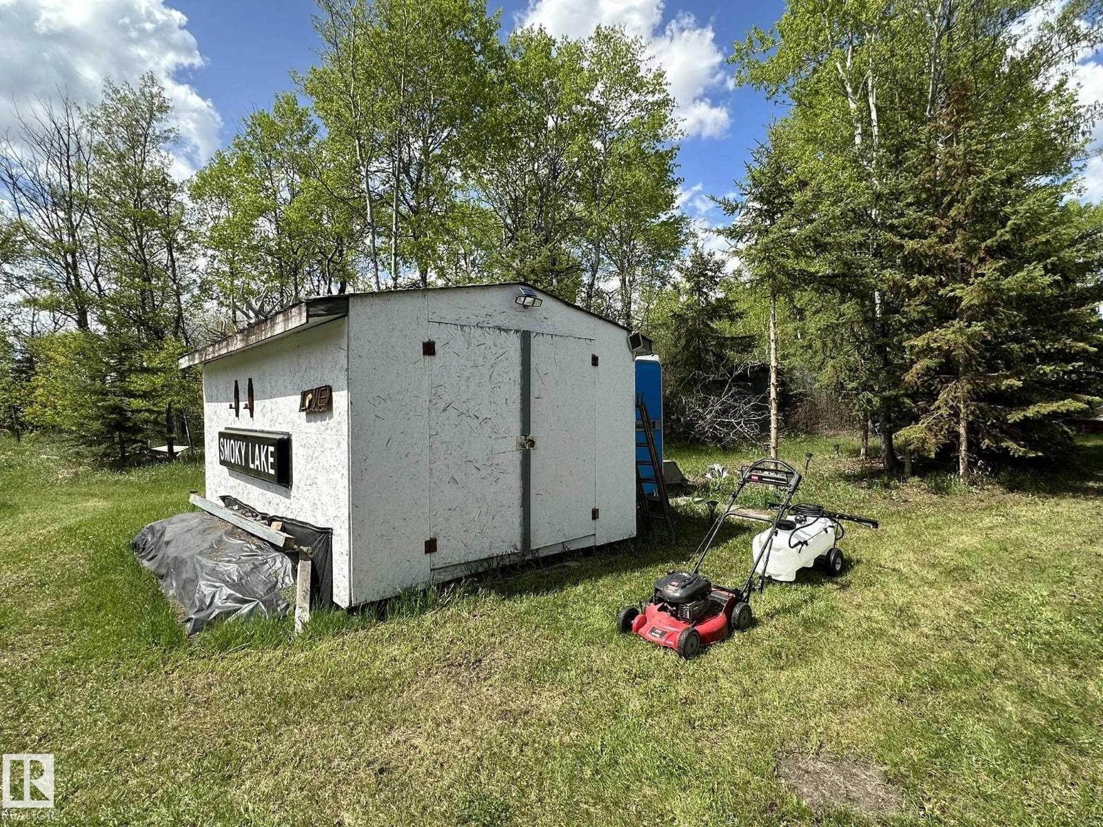 16544 590 TWP RD - 21