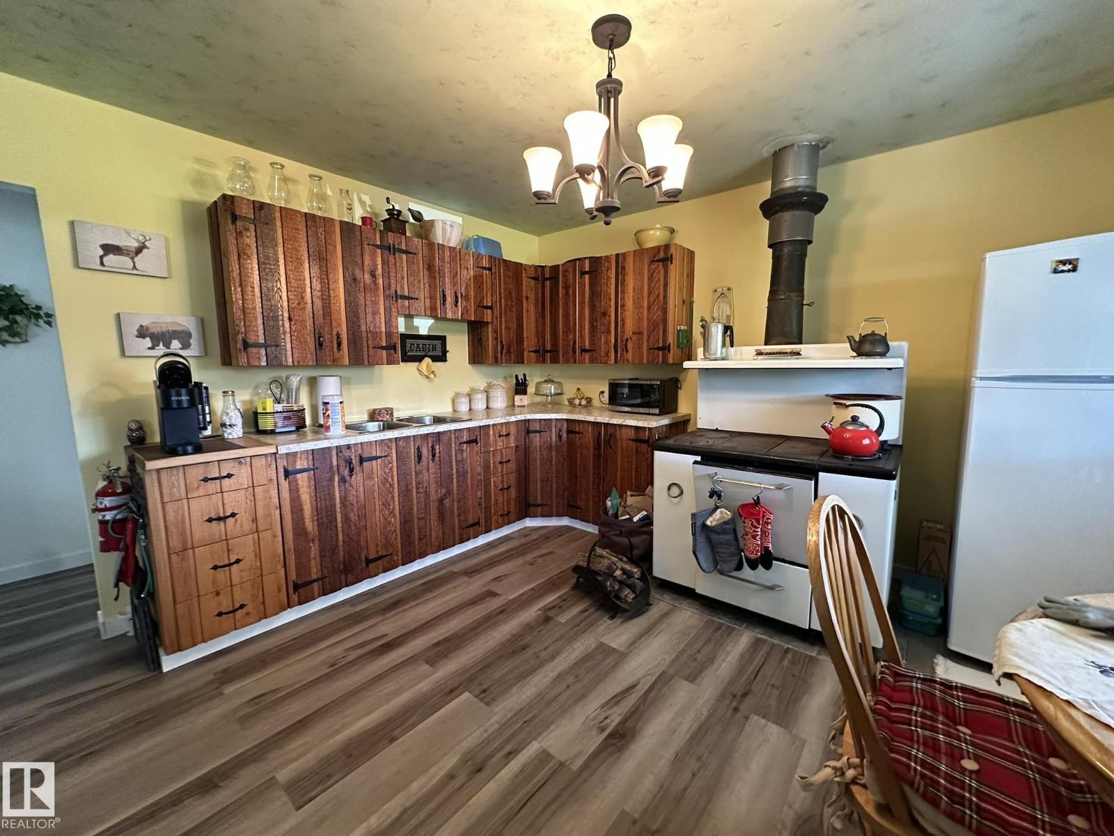 16544 590 TWP RD - 5