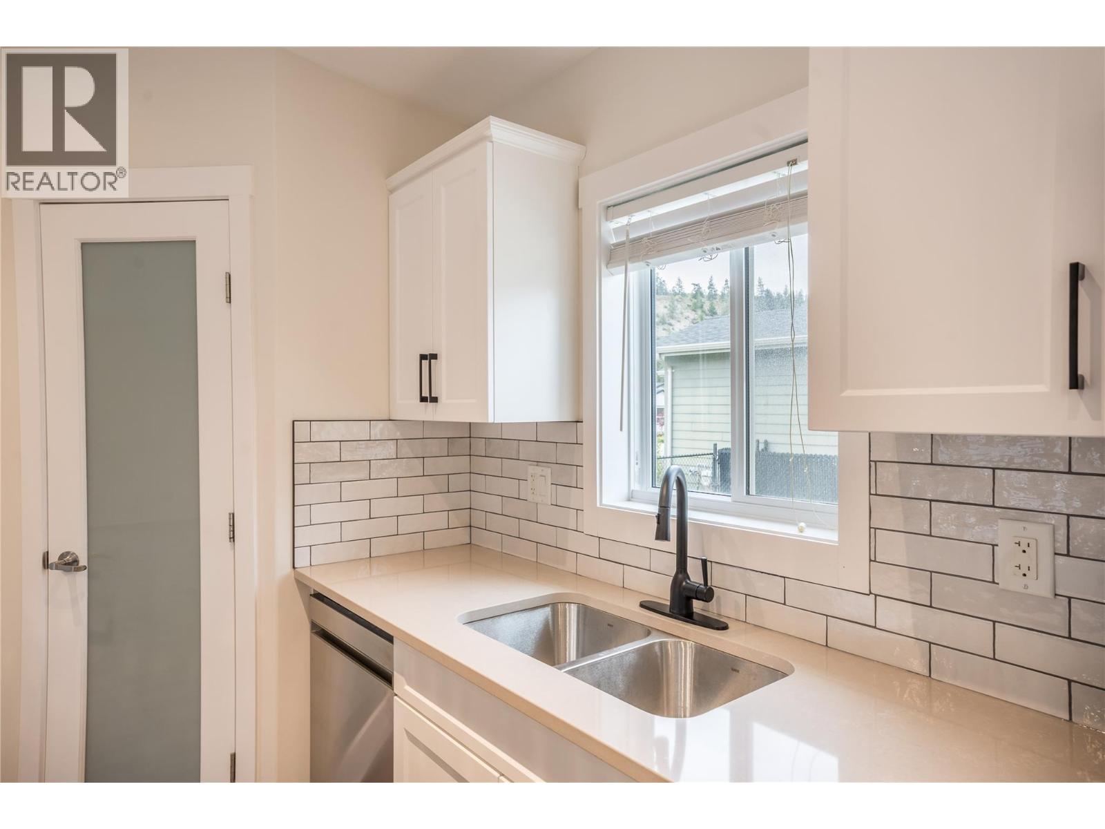 70 8300 Gallagher Lake Frontage Road, Oliver