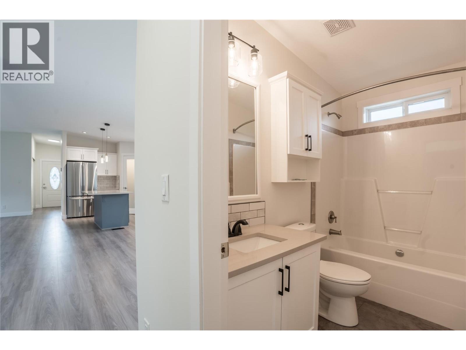 70 8300 Gallagher Lake Frontage Road, Oliver