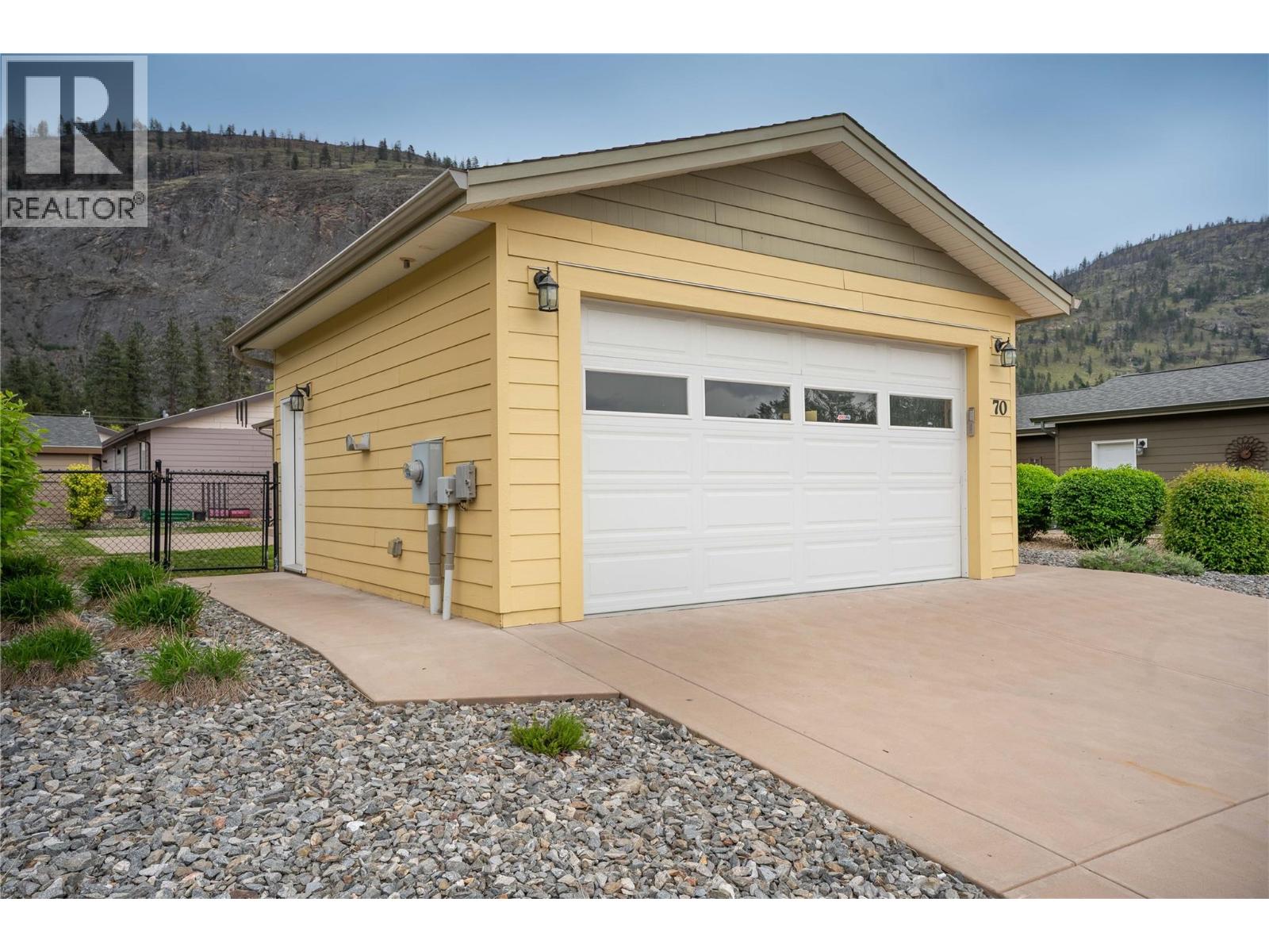 70 8300 Gallagher Lake Frontage Road, Oliver