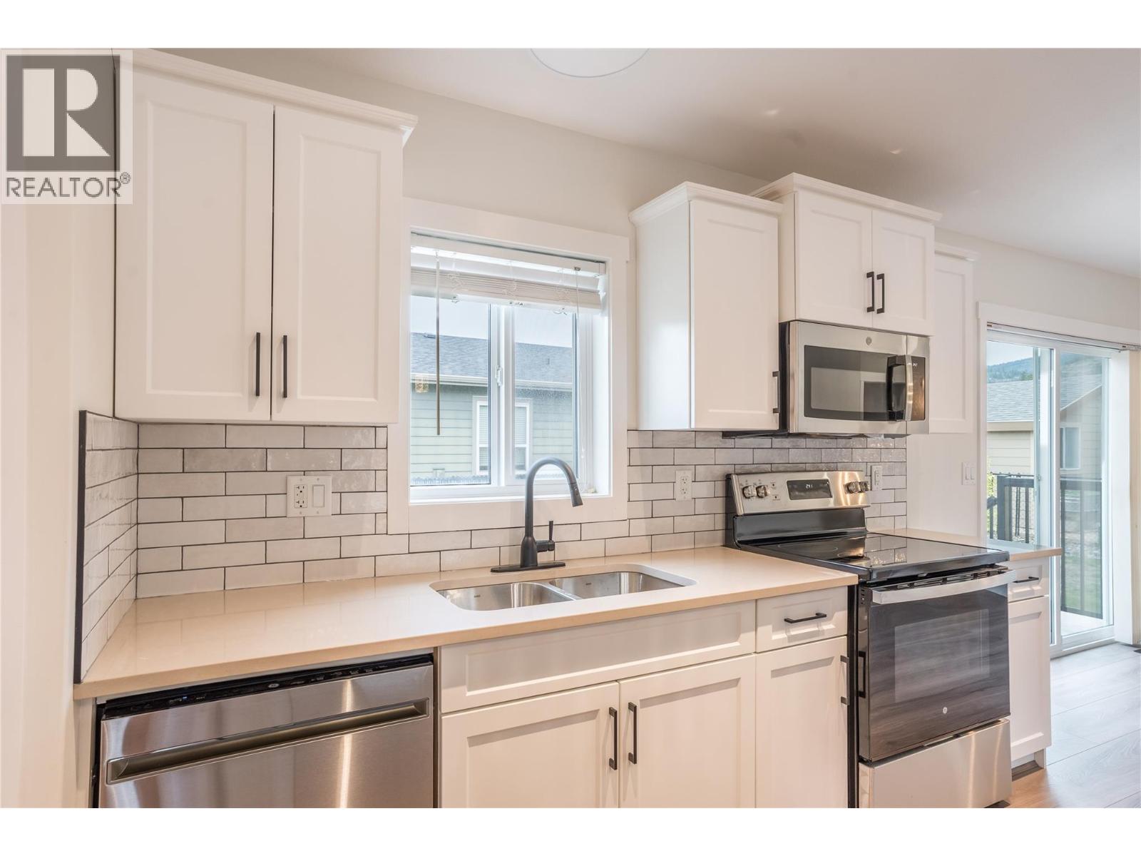 70 8300 Gallagher Lake Frontage Road, Oliver