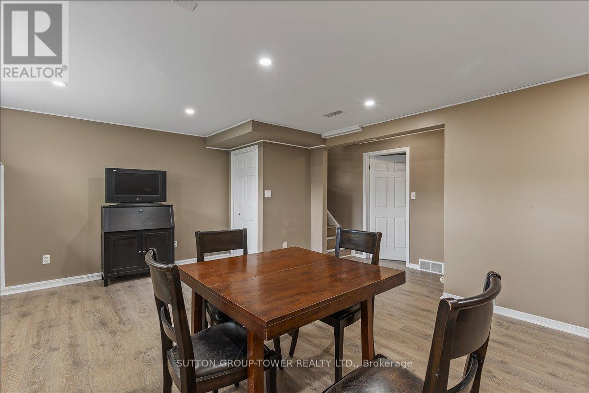 25 BUTE STREET - 32