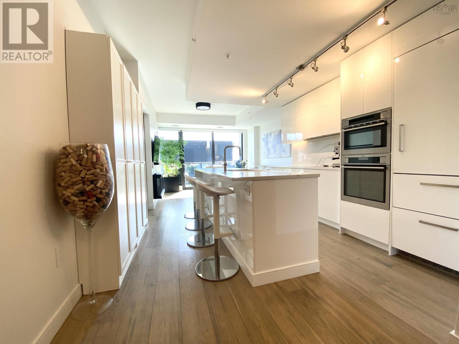 Property photo of 1407 1650 Granville Street