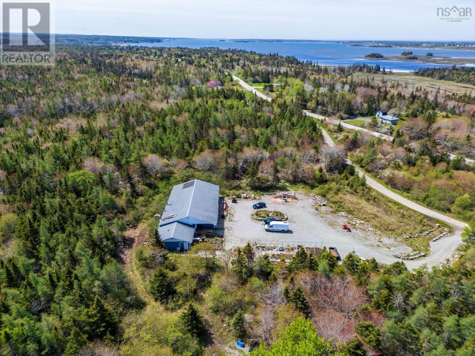 Property 28 of 42 of 2292 Highway 3