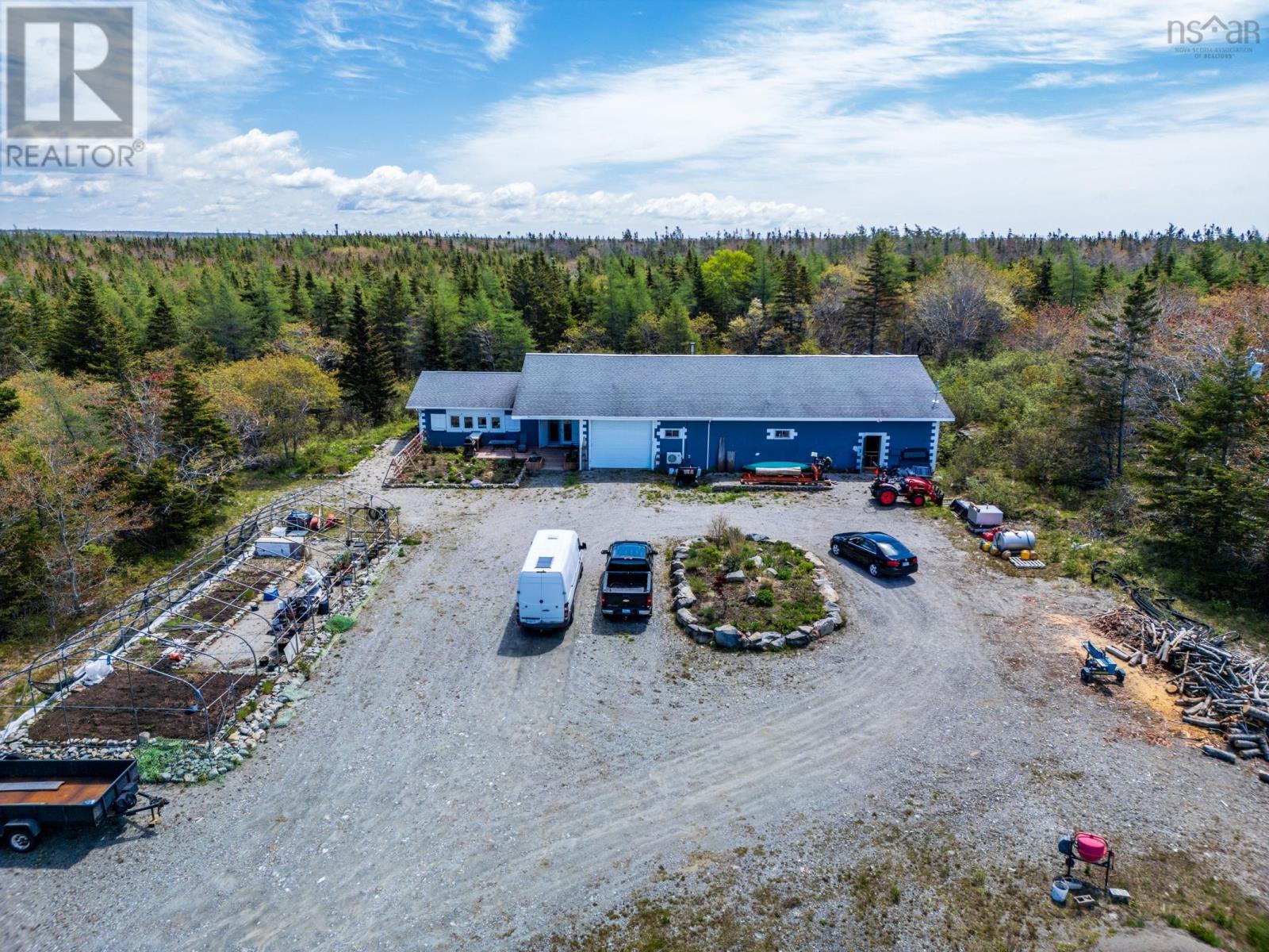 Property 22 of 42 of 2292 Highway 3