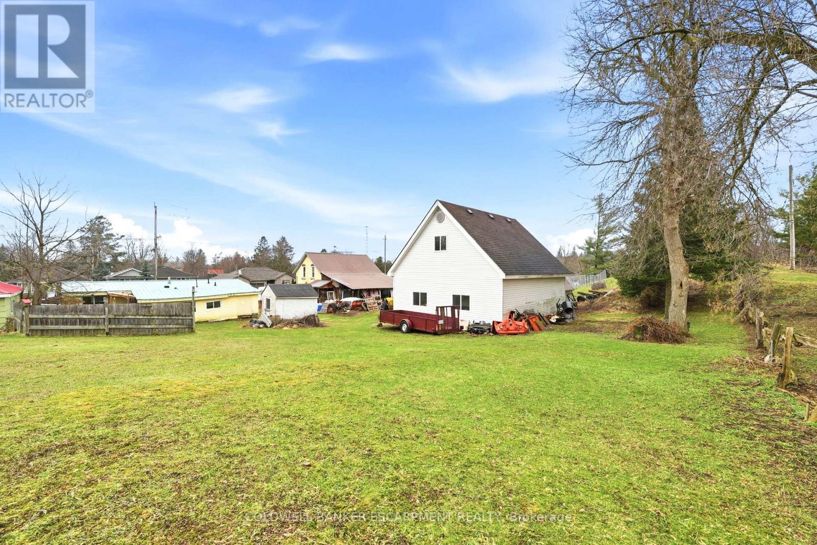 273 ELGIN STREET S - 37