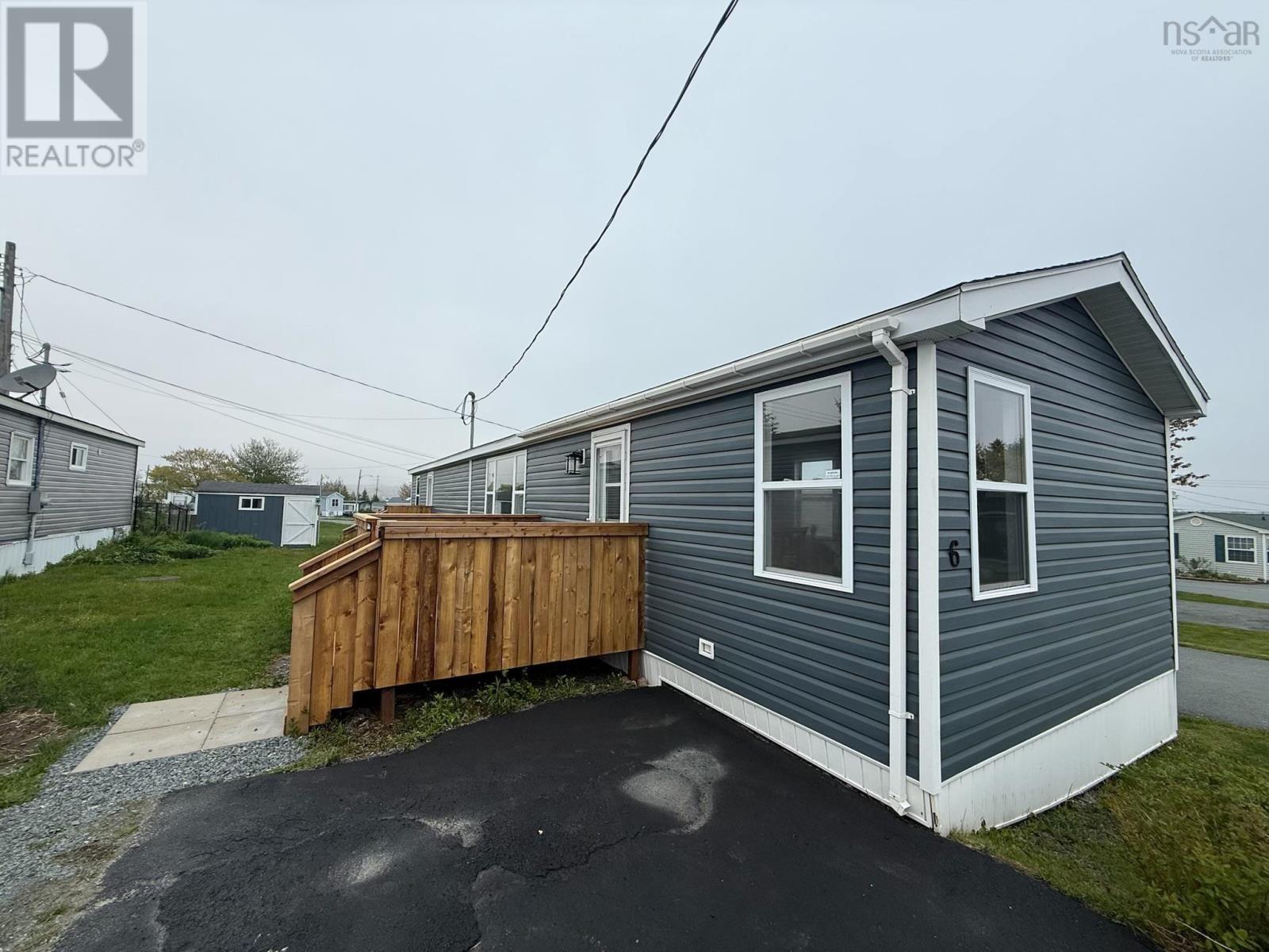 Property 26 of 32 of 6 Earleton Avenue