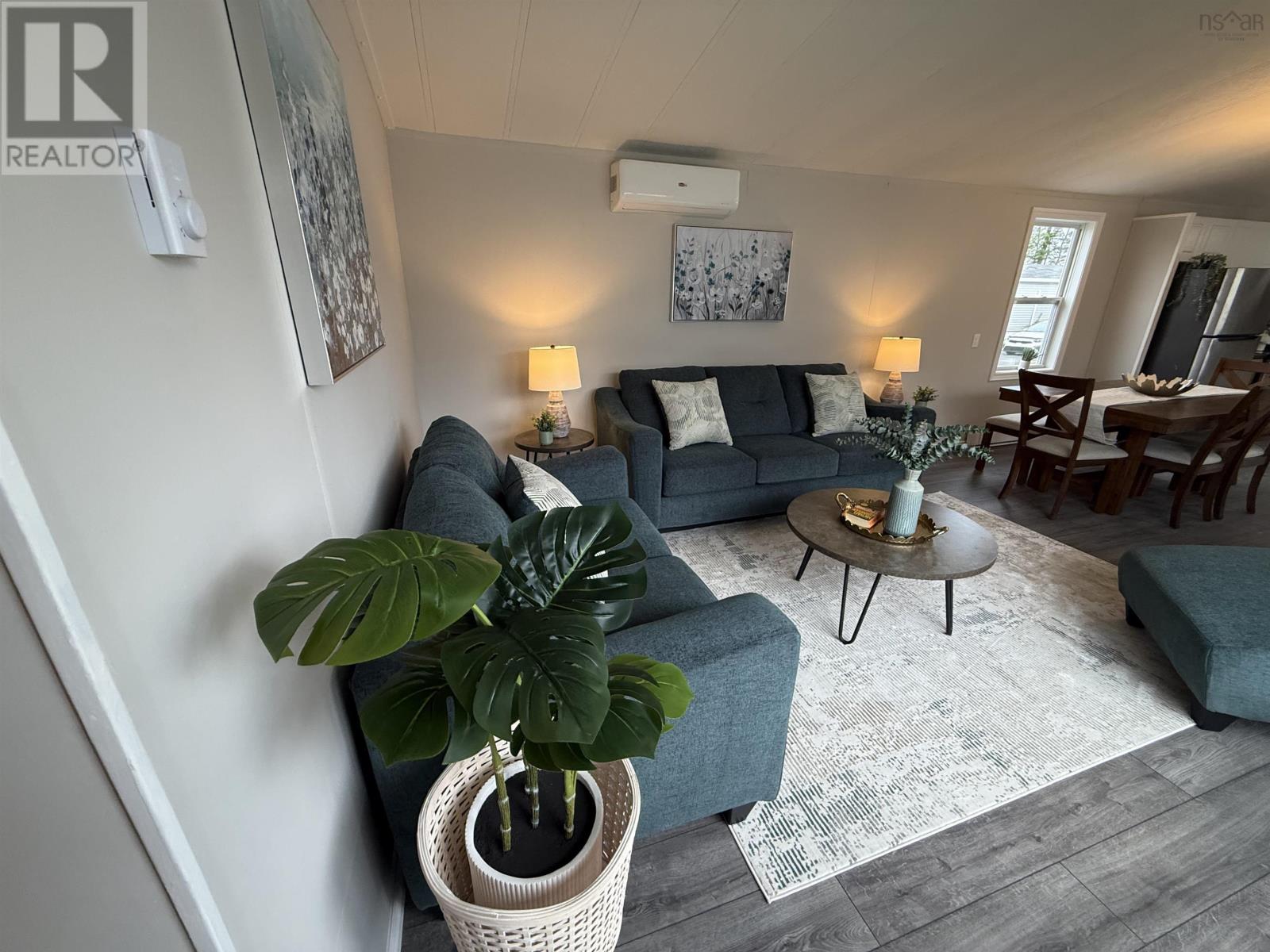 Property 3 of 32 of 6 Earleton Avenue