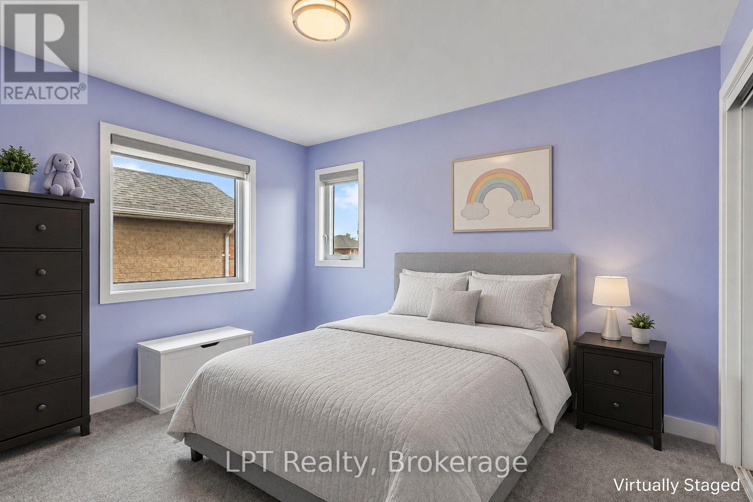 111 BAYVIEW AVENUE - 22