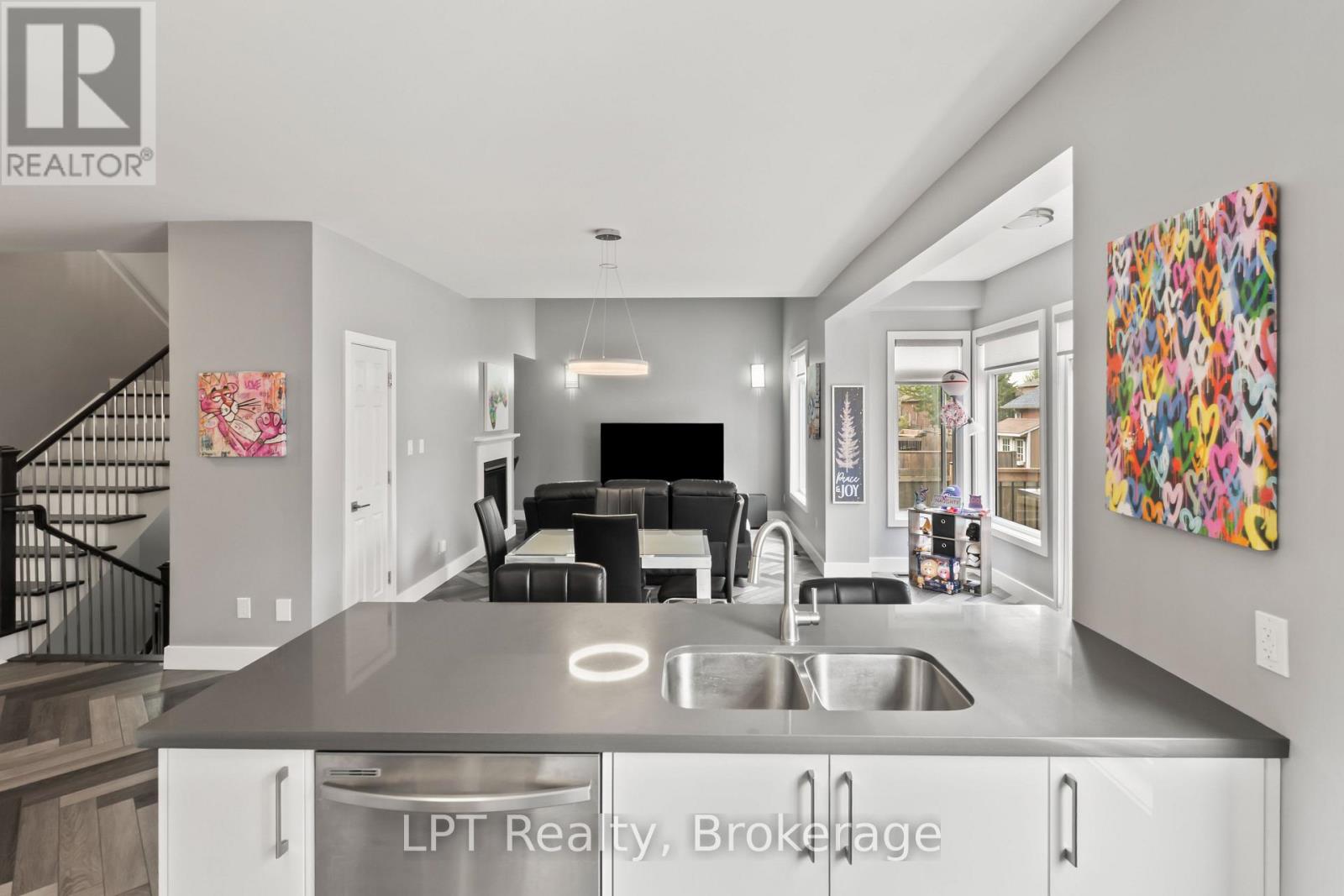111 BAYVIEW AVENUE - 9