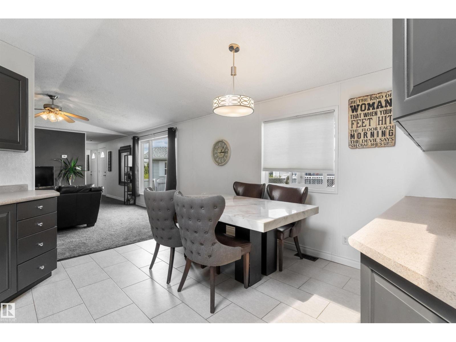 1661 Jubilee Crescent - 14