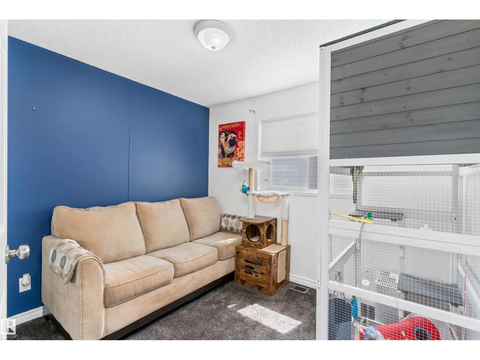 1661 Jubilee Crescent - 26