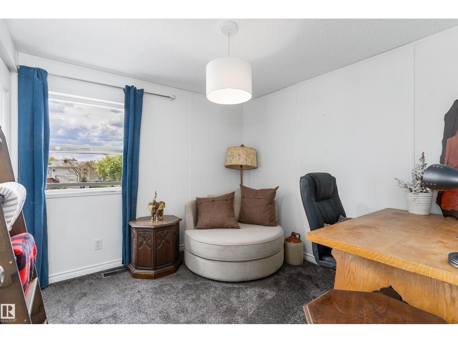 1661 Jubilee Crescent - 22