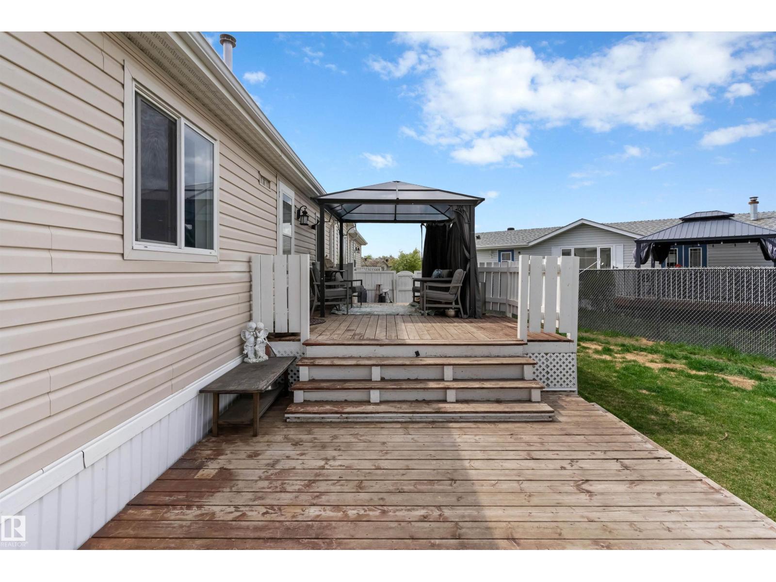 1661 Jubilee Crescent - 30