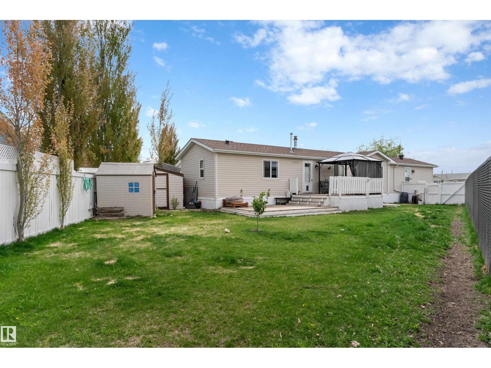 1661 Jubilee Crescent - 23