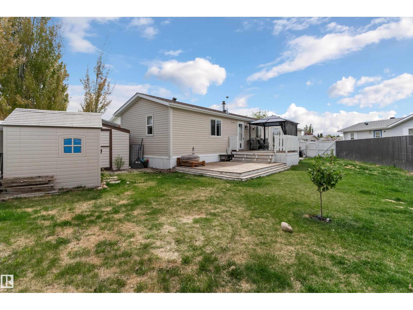 1661 Jubilee Crescent - 33