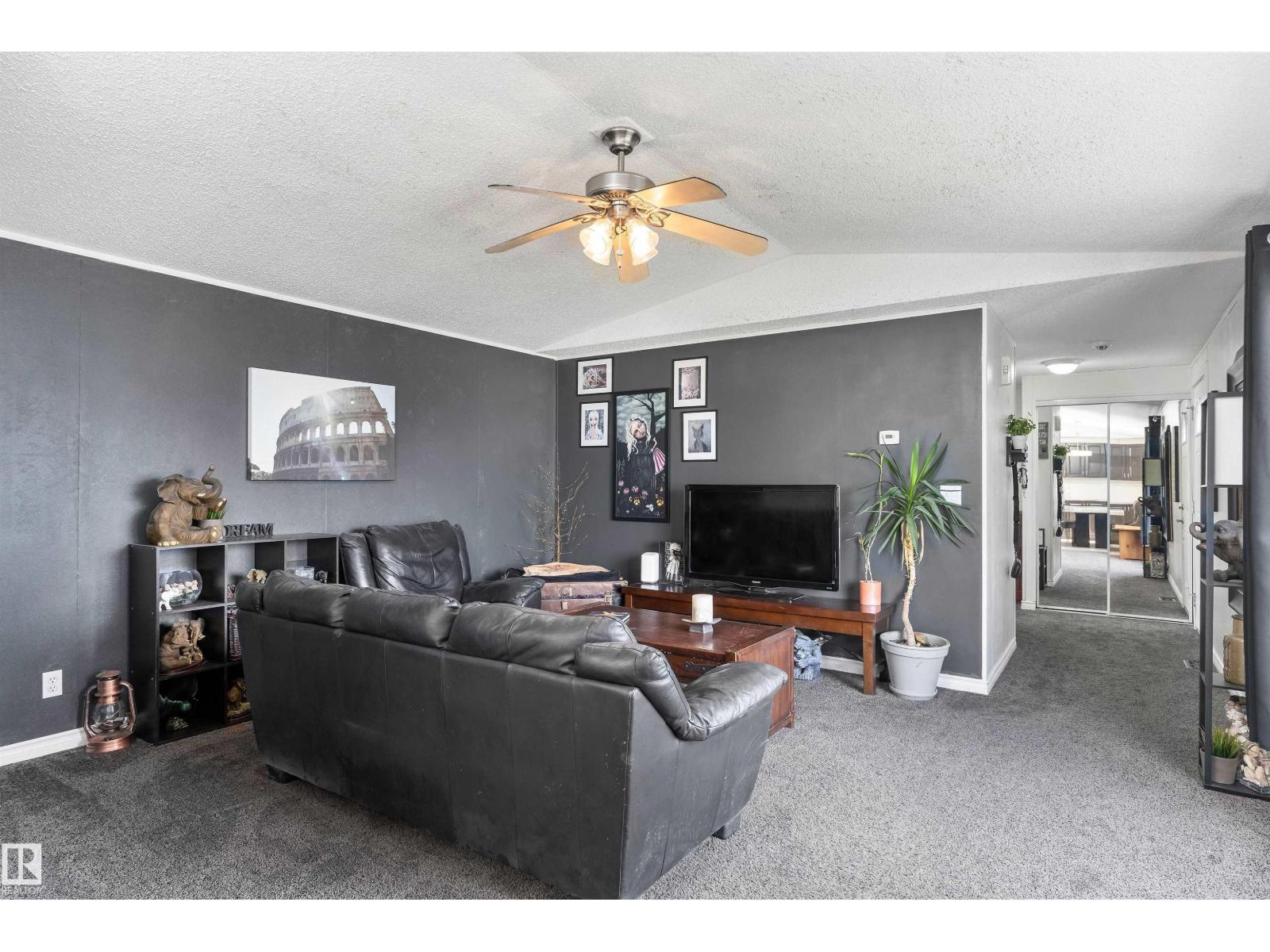 1661 Jubilee Crescent - 7