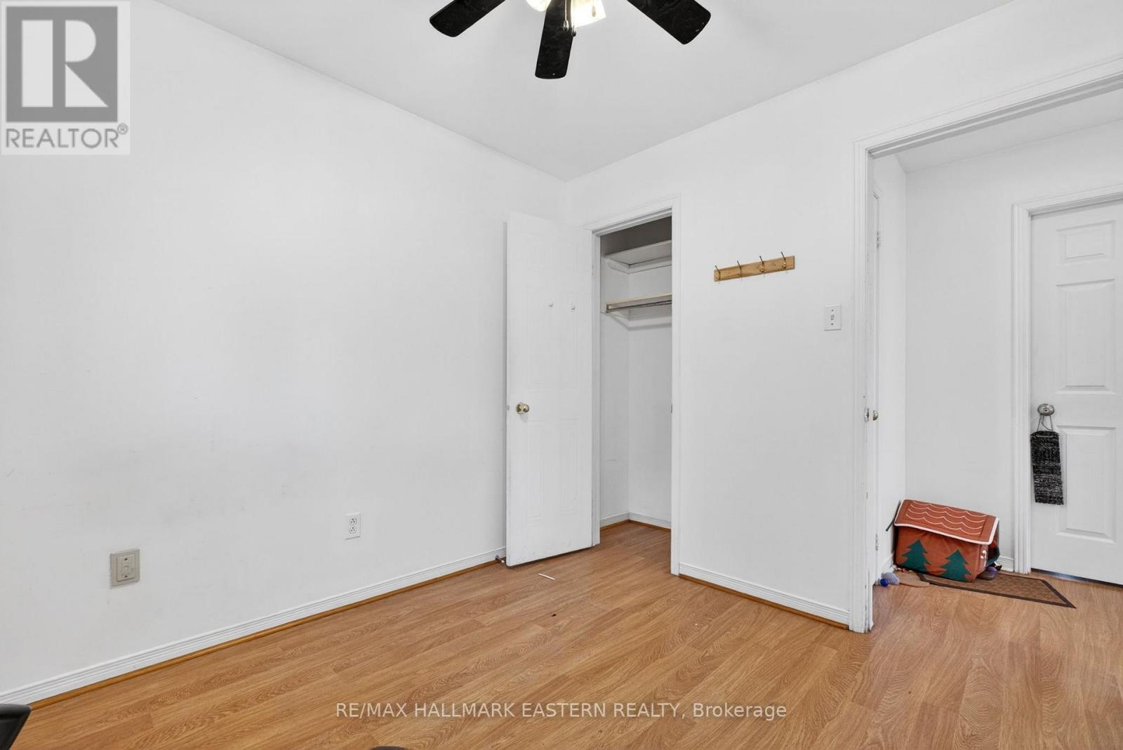 285 TOWERHILL ROAD - 12