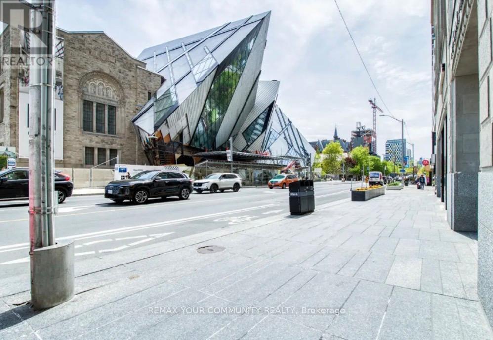#2006 200 BLOOR STREET W - Image 3