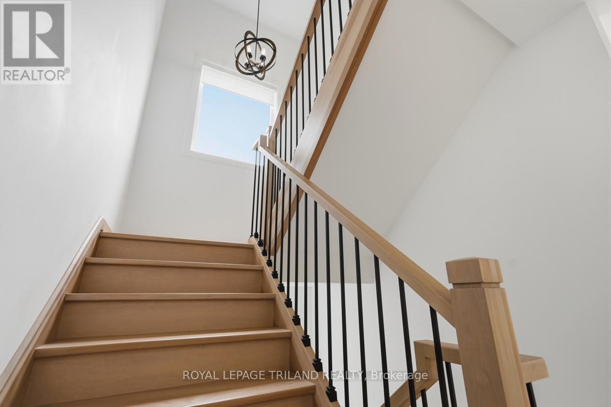 77 CRESTVIEW DRIVE - 17