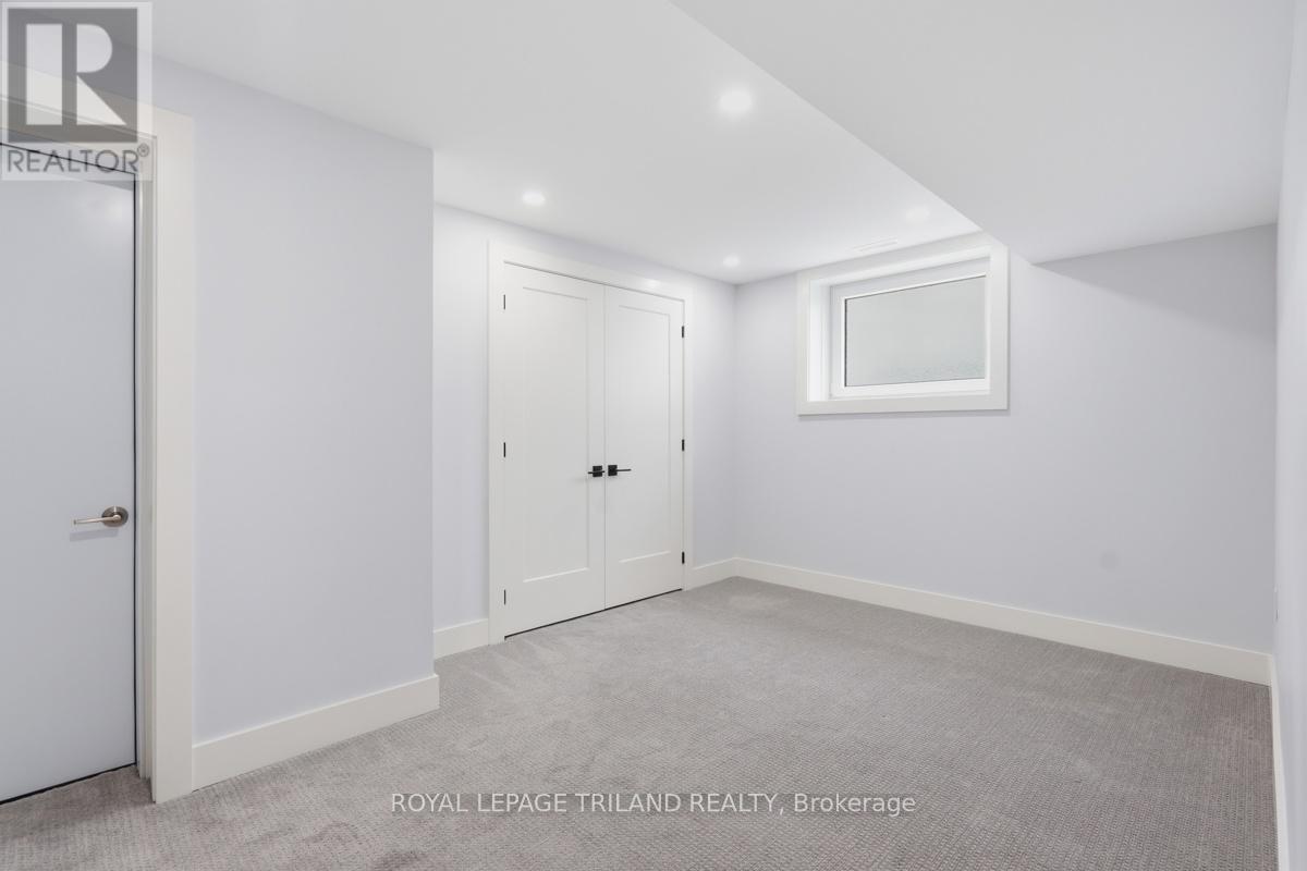 77 CRESTVIEW DRIVE - 33