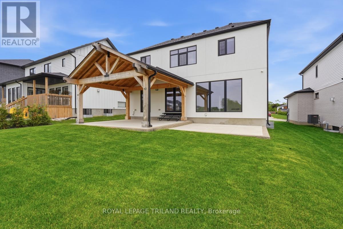77 CRESTVIEW DRIVE - 42