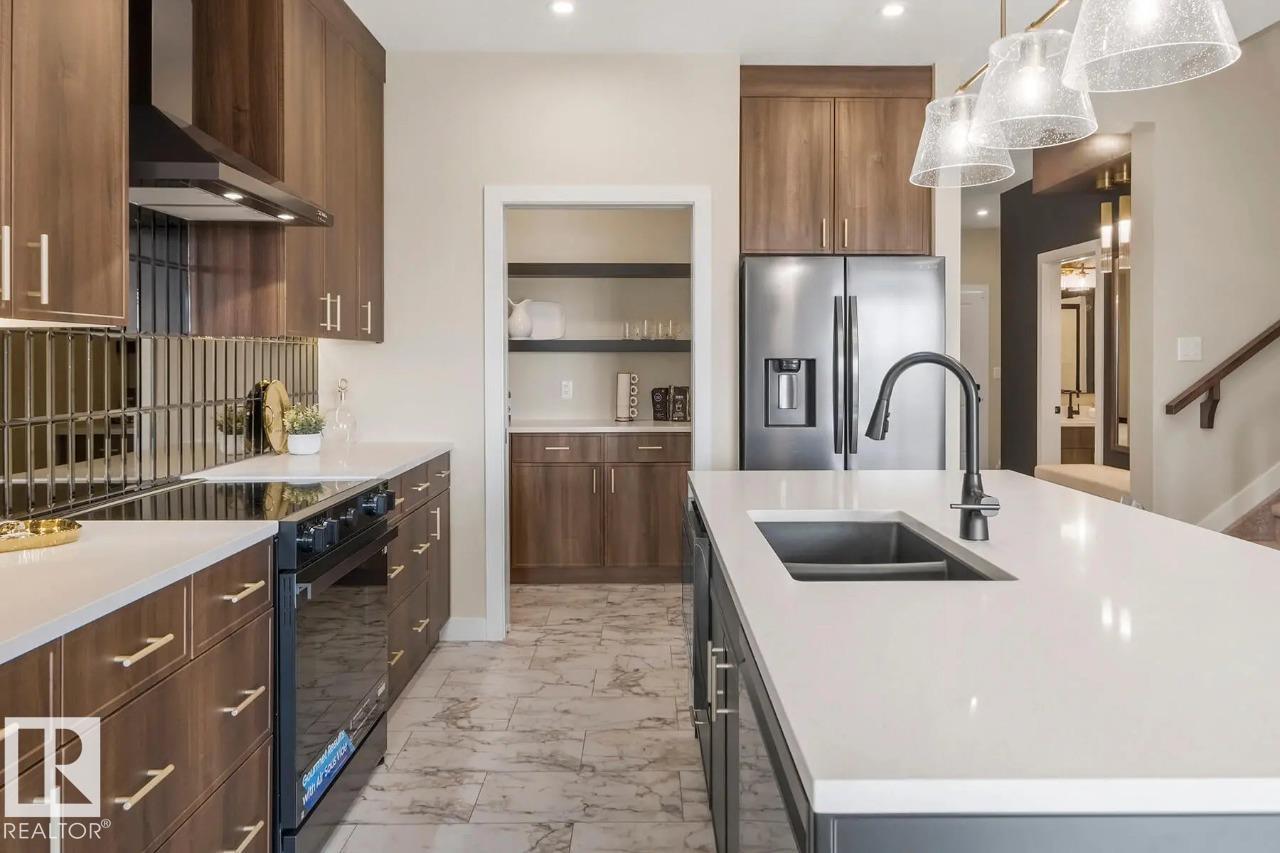 22725 89A AV NW - 36