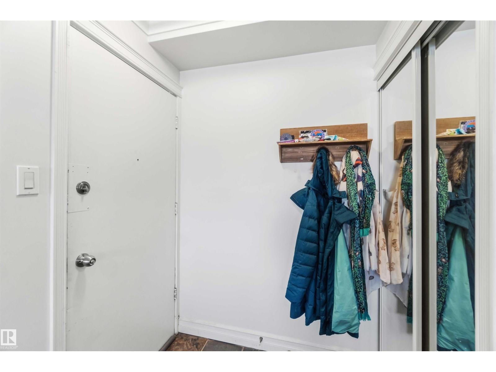 #111 10225 117 ST NW - 5