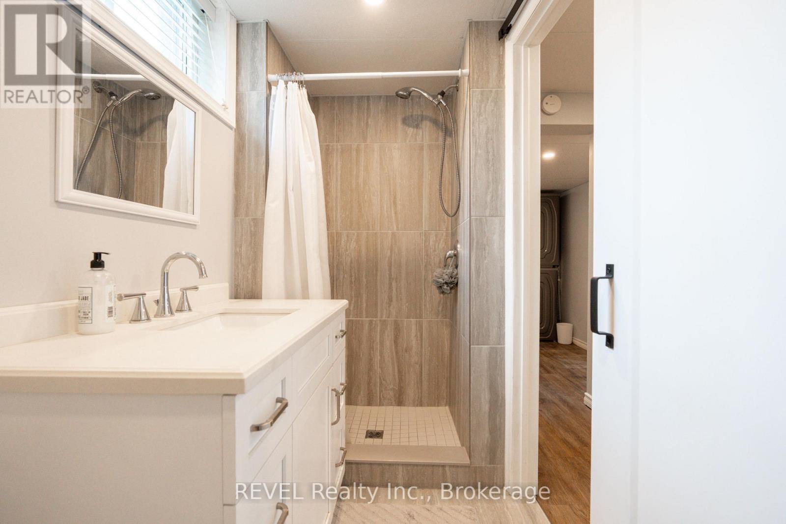 4480 QUEENSWAY GARDENS - 22