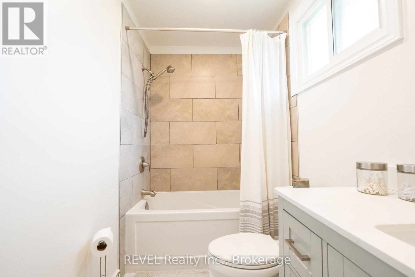 4480 QUEENSWAY GARDENS - 14