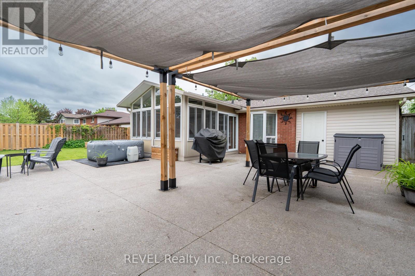 4480 QUEENSWAY GARDENS - 29