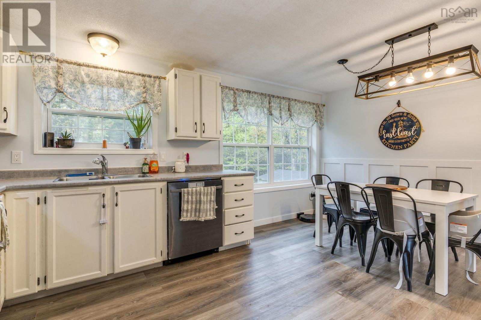 51 Beech Hill Road - 15