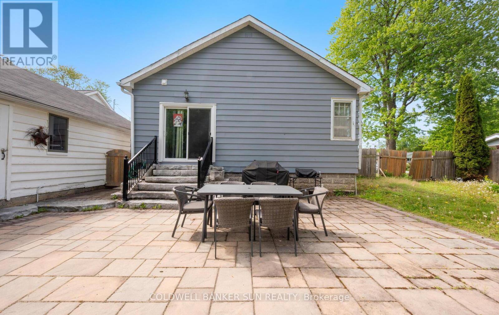 20 MAPLE LANE - 45
