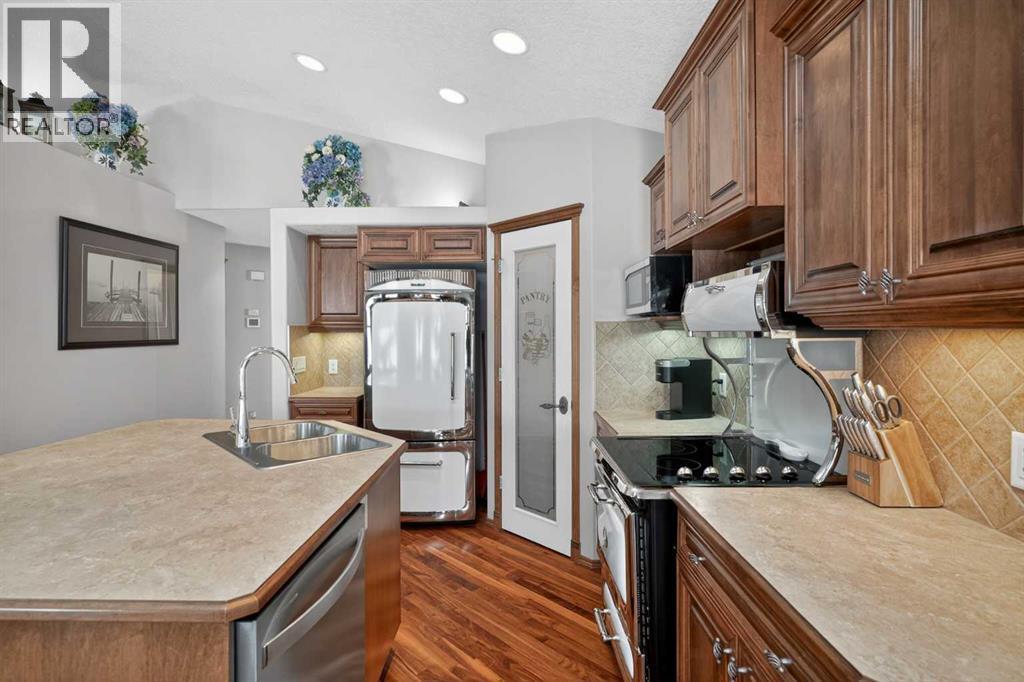 112 Prestwick Point SE - 7